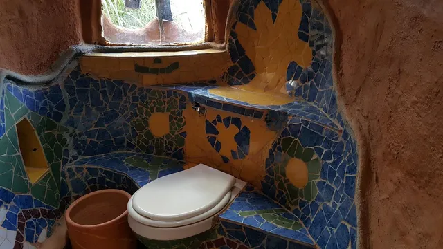 Design Ideas for a Tiny Bathroom