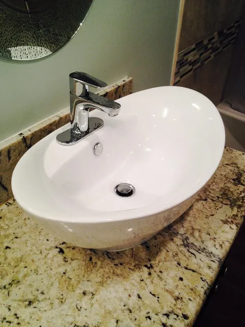 Design Ideas for a Tiny Bathroom