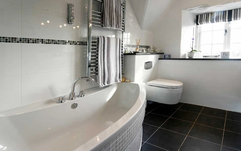 Creating space in a small bathroom